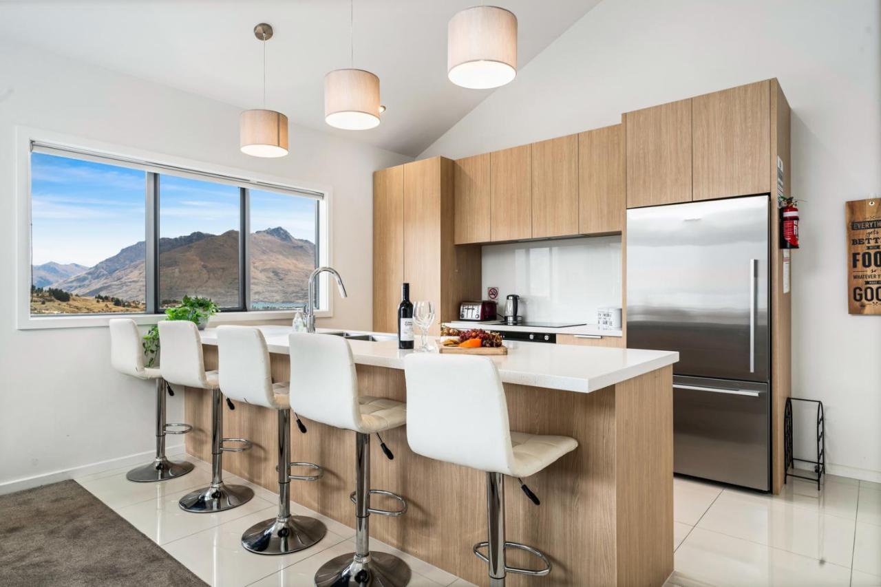 Lakeview Retreat - Queenstown Holiday Home Exterior foto